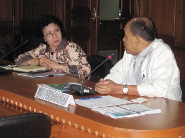 Indonesia Butuh 3 Kilang Baru Tahun 2015